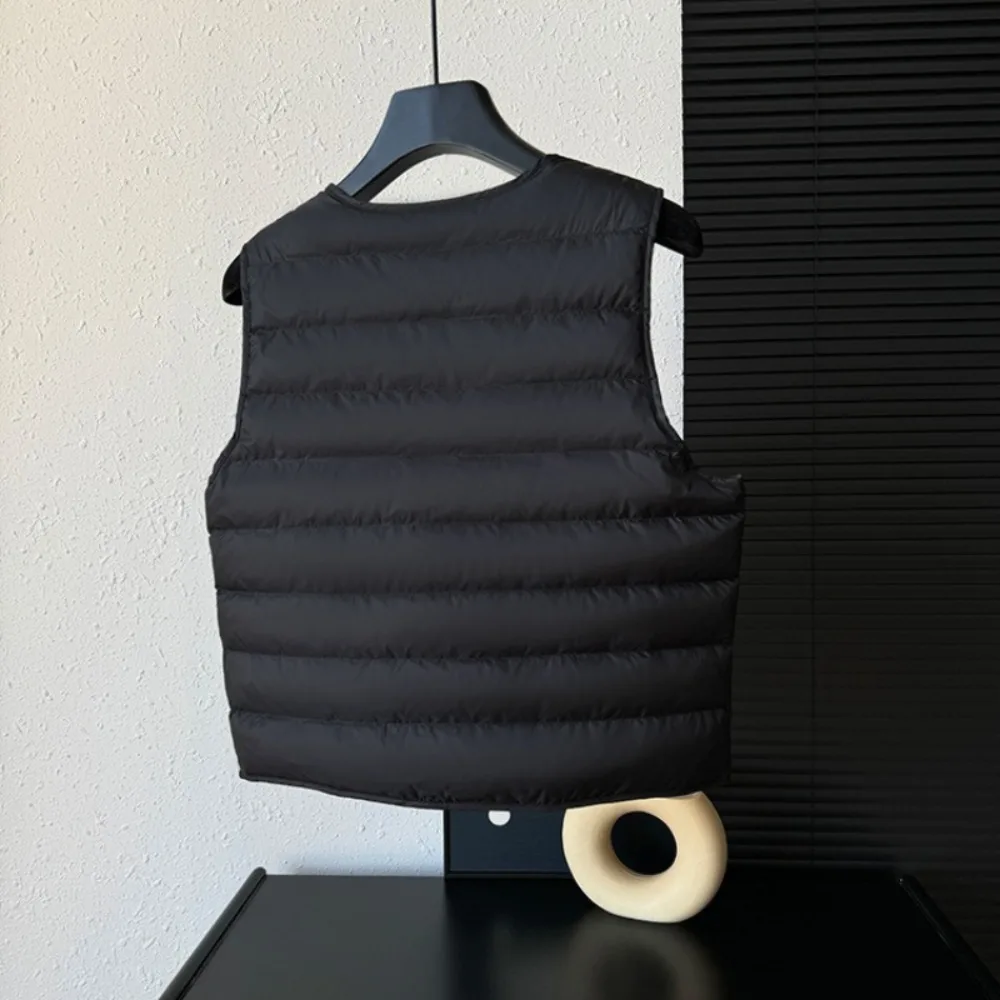 المرأة الجديدة أكمام سترة منتفخة ربيع الخريف الإناث الأبيض أوزة أسفل خفيفة الوزن للغاية Packable الدافئة أسفل بطانة سترة