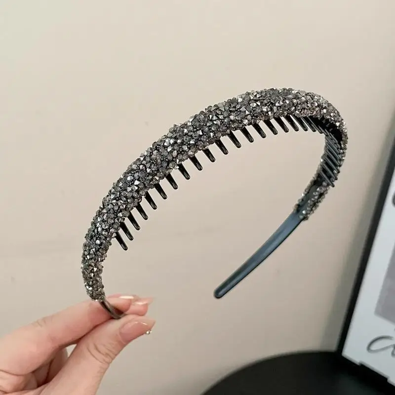Rutschfeste, mit Strasssteinen besetzte, gezahnte elastische Haarreifen für Frauen, glänzende Luxus-Haaraccessoires – Detail 3