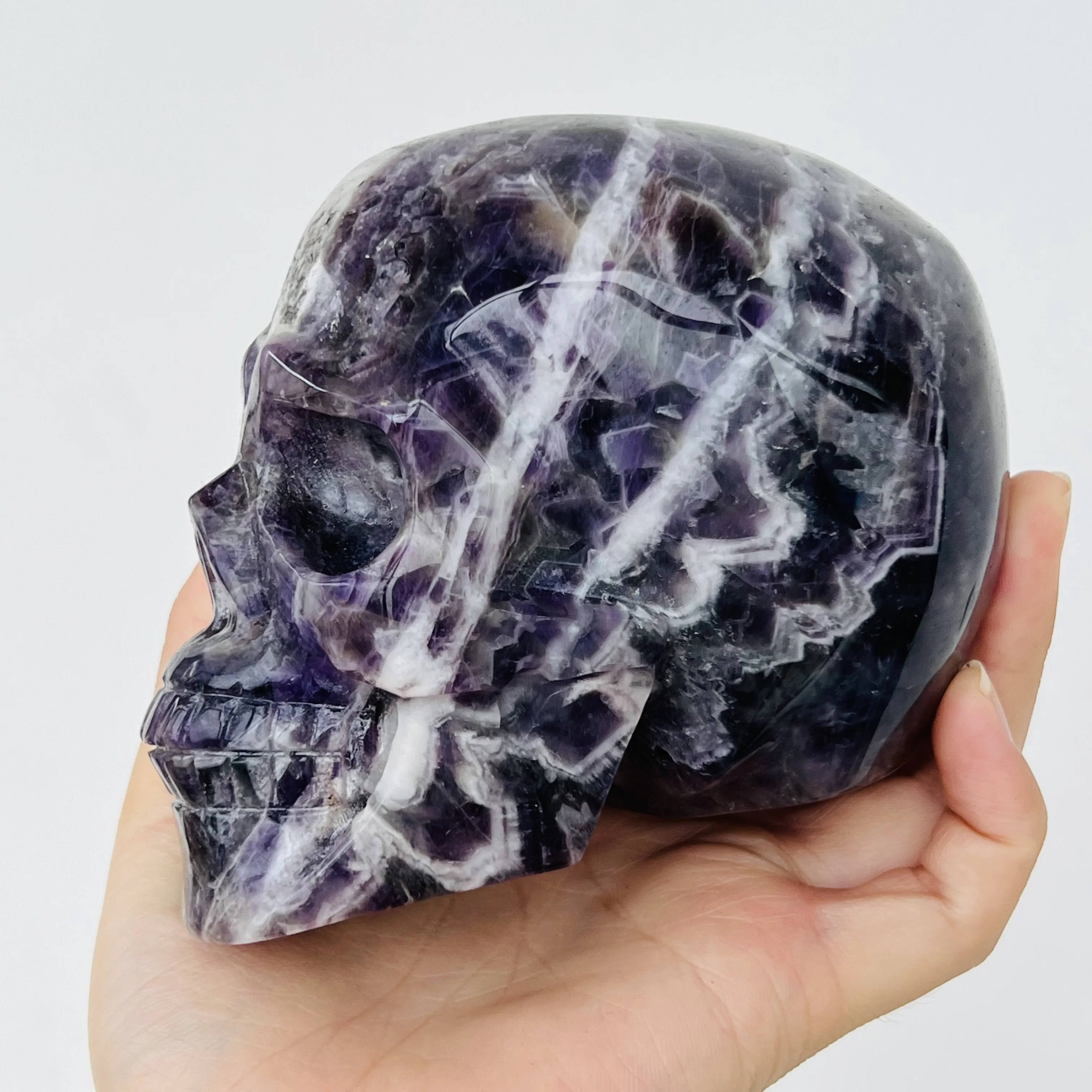

Natural Fantasy Amethyst Hand Carved Skull Healing Energy Home Decor Gift