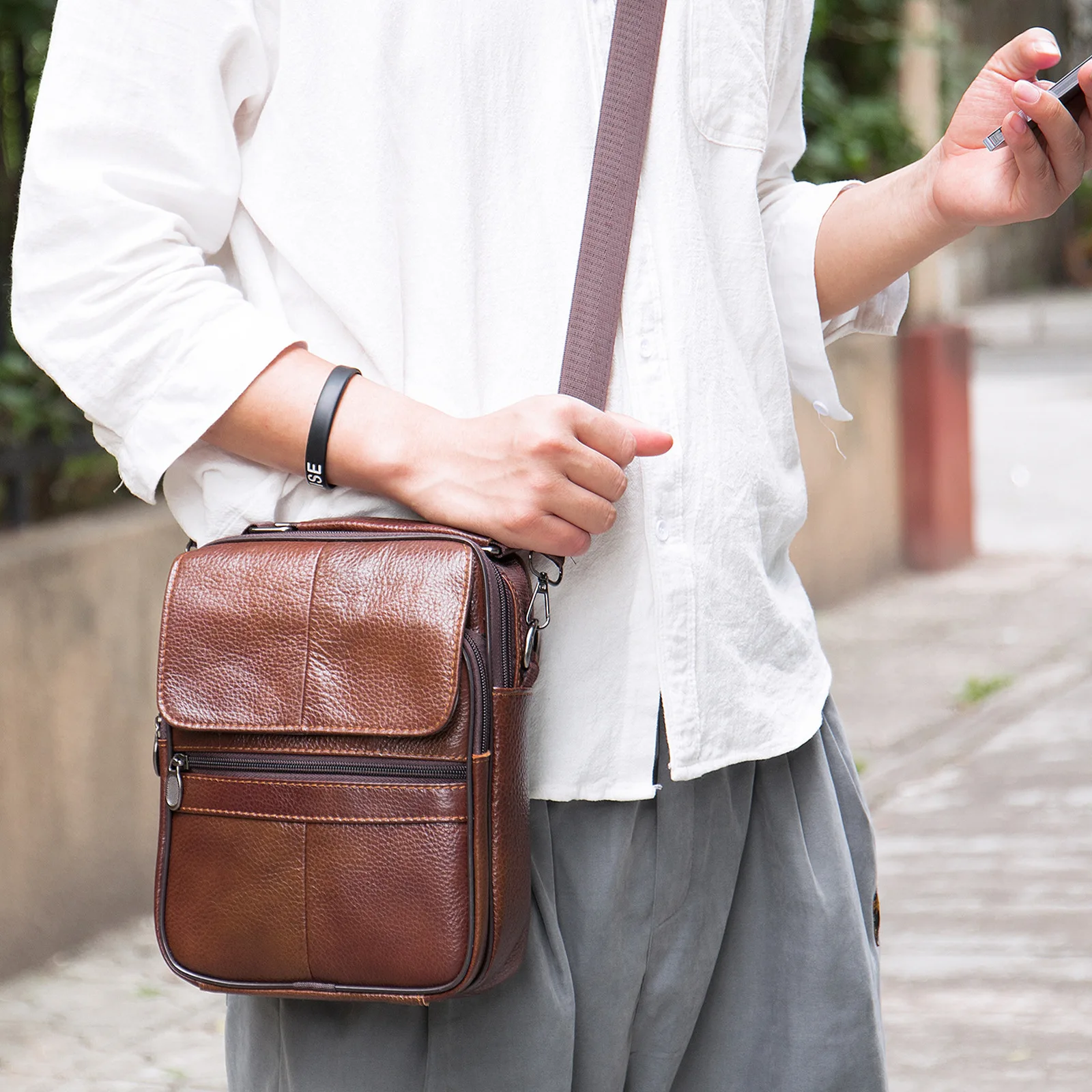 

Кожаная вертикальная сумка через плечо для отдыха и бизнеса из воловьей кожи, водонепроницаемая сумка большой емкости для мужчин