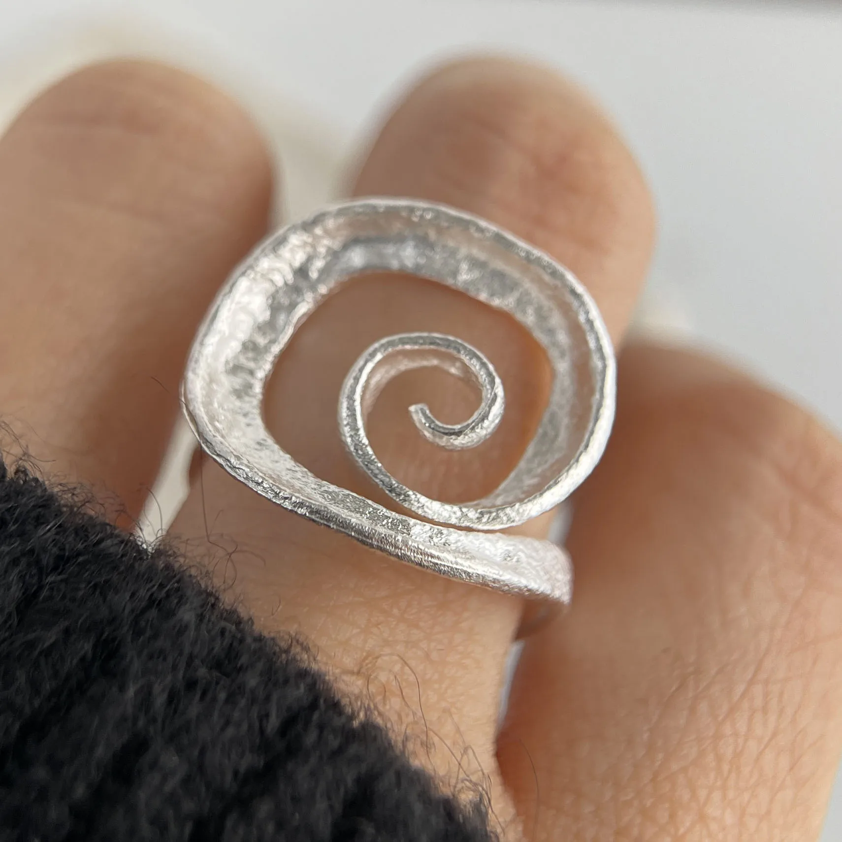 Women's 925 Sterling Silver Handmade Simple Flower Bow Heart Ring