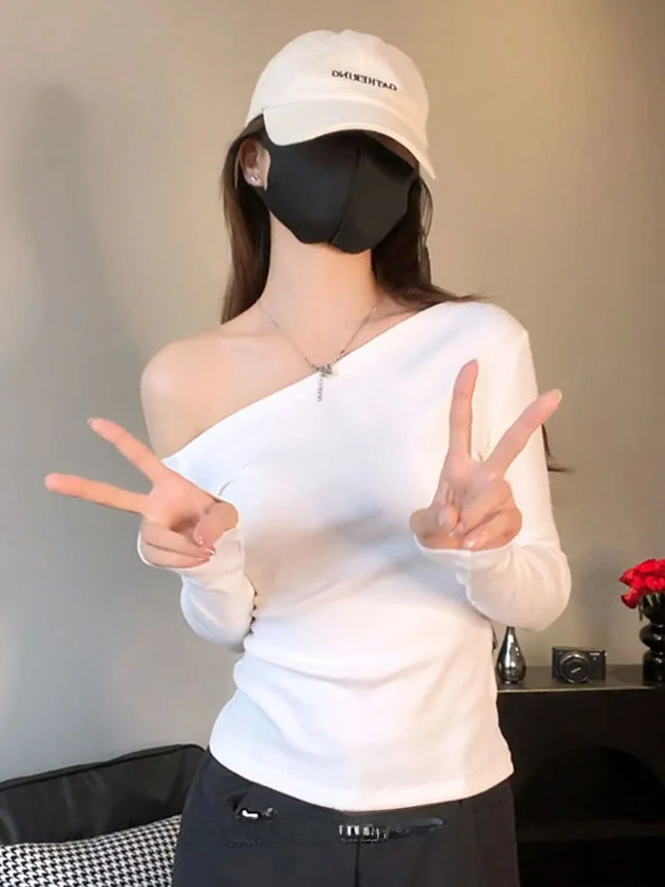 Chic Shoulder Bared Long Sleeve Base Shirt Women's Inner Wear T Shirt Fall Short Style Diagonal Shoulder Small Top
