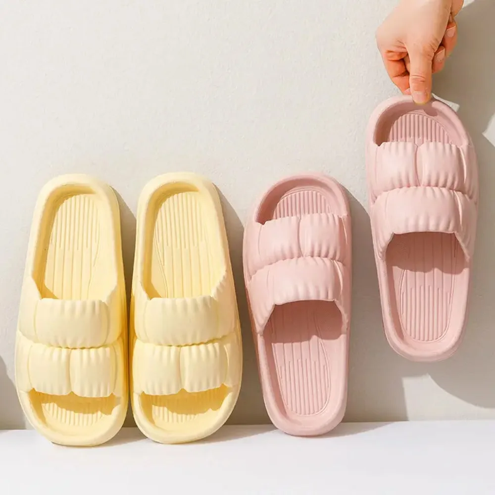 Womens Man Couple Soft Bath Sole Cloud Slippers Thickened Platform Indoor Outdoor Beaches Sandals Summer EVA Non Slip Flip Flops
