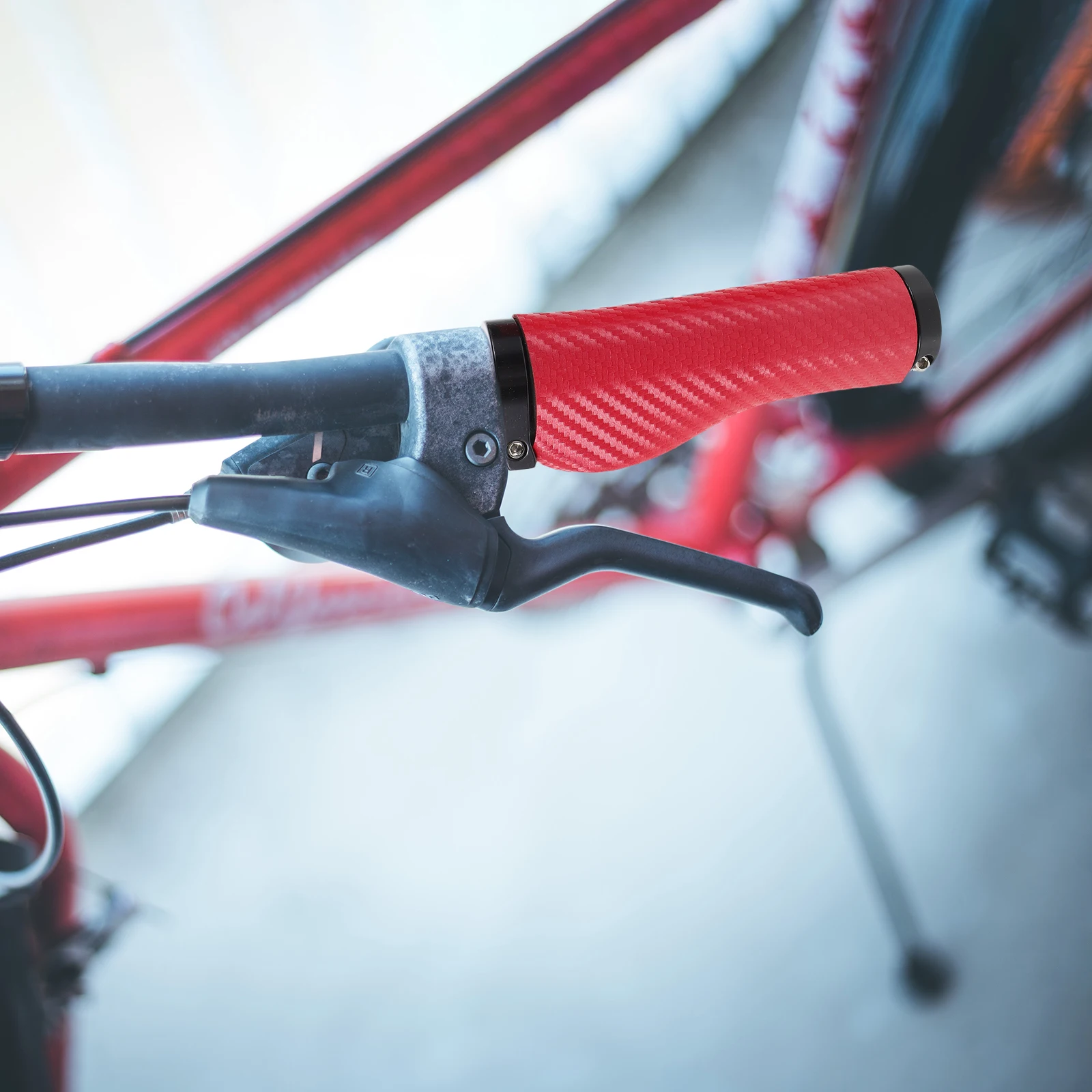 

Mountain Bike Handlebar Cover Anti-slip Grip Damping Grips Carbon Pattern PU Bicycle