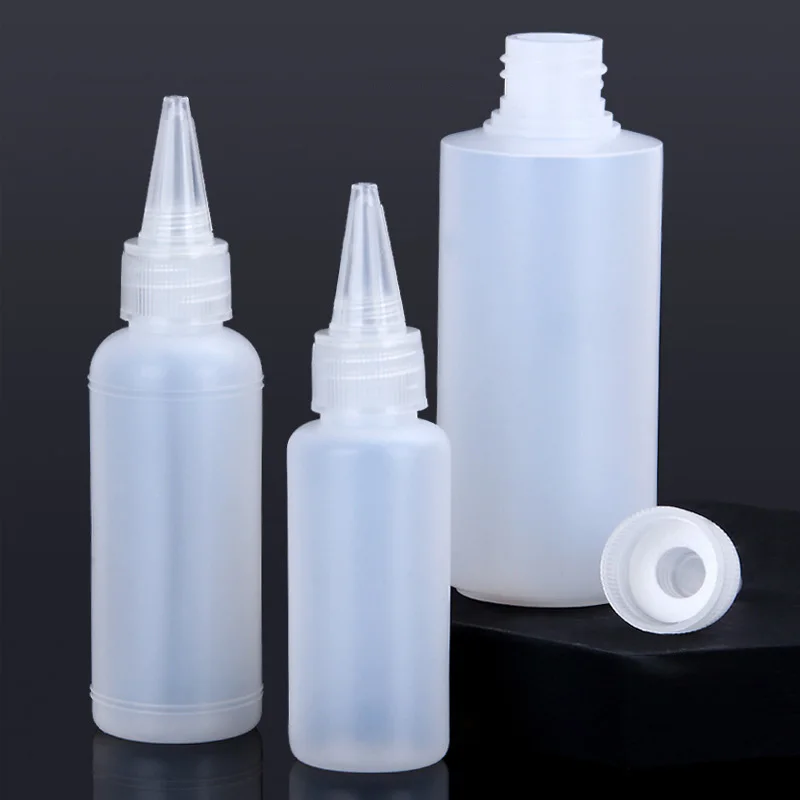 Squeeze Bottle for Sauce Plastic Squirt Container Refillable Bottle with Cap for Kitchen Glue Container