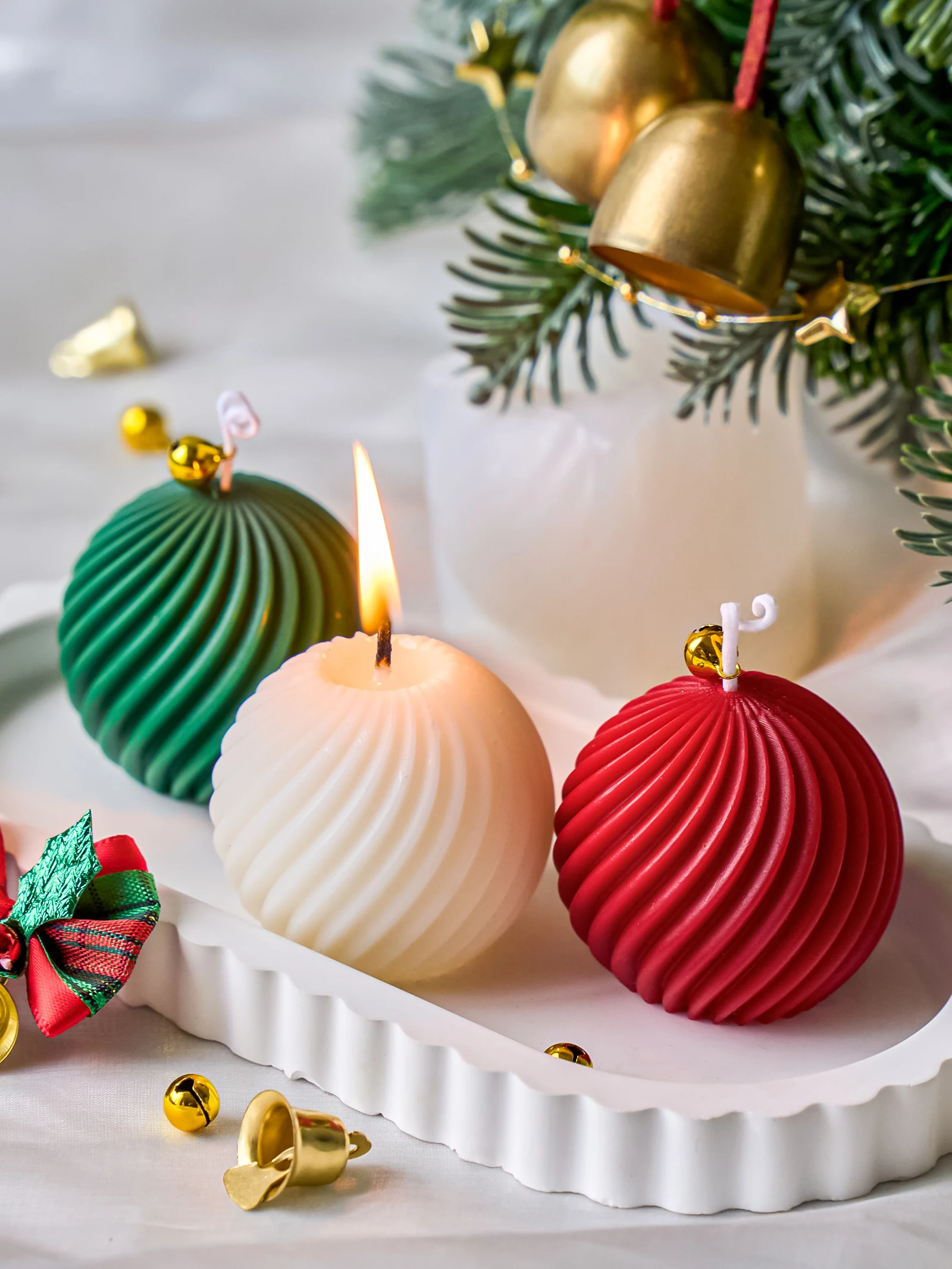 DIY Streifen Weihnachten Ball Silikon Kerze Form Handgemachte Drehen Ball Duft Kerzen Form Weihnachten Souvenirs Wohnkultur