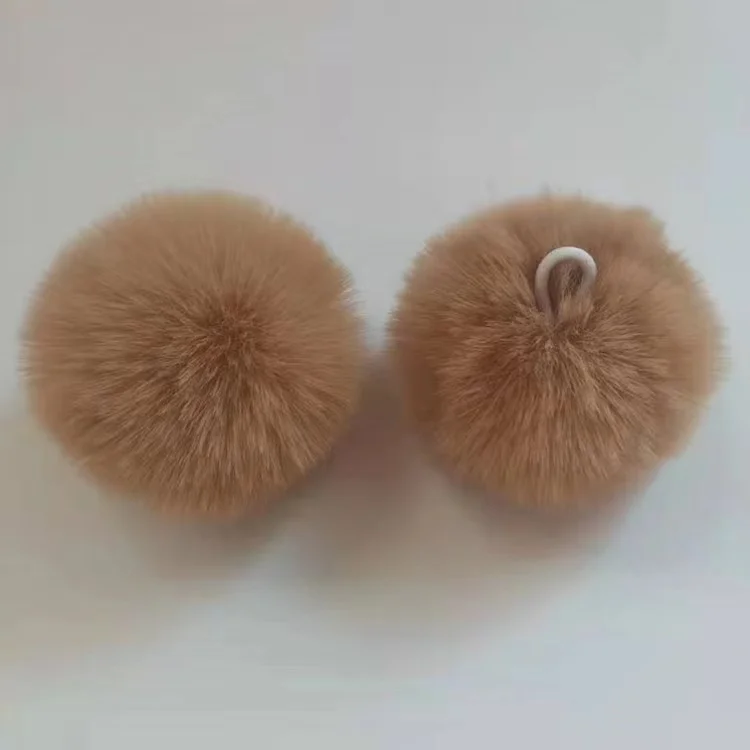 Wholesale Multicolor Furry Fluffy Puff Ball 8cm Faux Rabbit Fur Ball Pom Pom Keychain