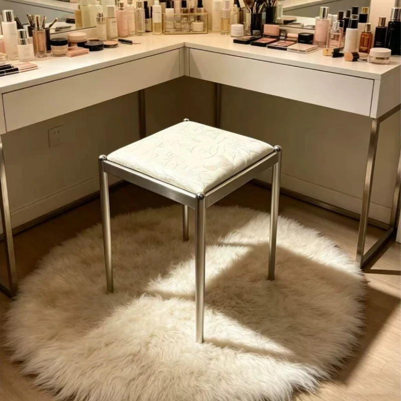 Luxurious Vanity Stool Sophisticated Small-Lotus Vanity Stool Bedroom Durable Home Furniture Taburete De Maquillage ZY40HZD
