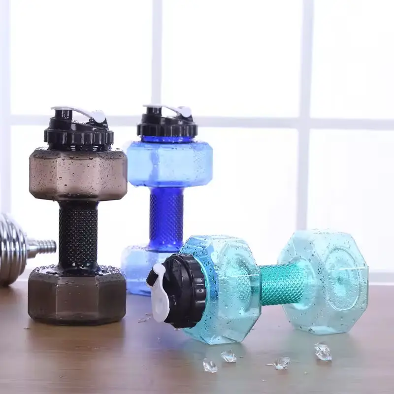 ダンベル型ウォーターボトル ダンベル入り クリアカップ スポーツウォーターボトル スポーツフィットネスジムトレーニング用 男性女性用