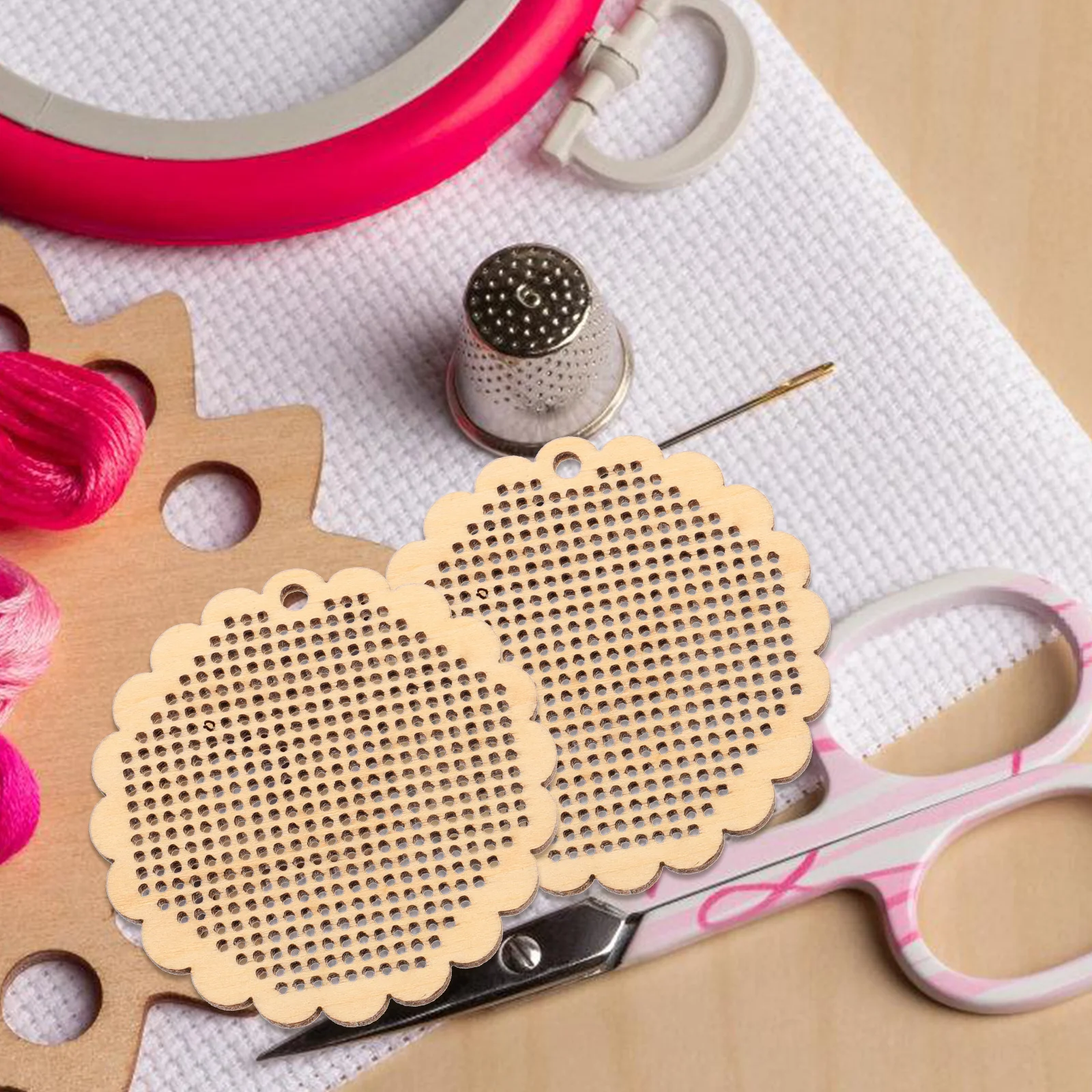 

5Pcs Cross Stitch Wood Chips Round DIY Pendant Gift Handmade Cross-Stitch Ornament Blanks Cross Stitch Ornaments