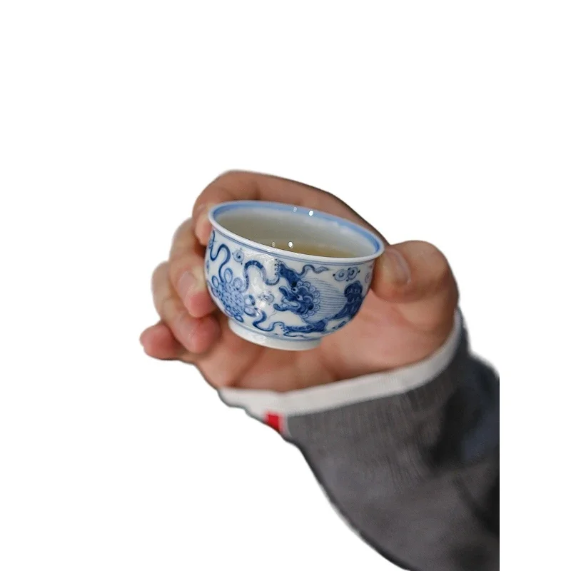 Xiaoqian Mountain House blue and white double lion playing ball master cup Jingdezhen pure handmade underglaze hand-painted Chin