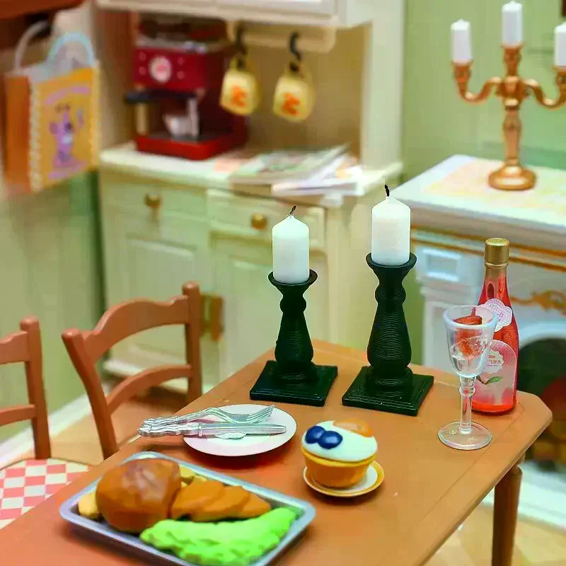 4Pcs Doll House Decoration Mini Candle With Base Simulation Candlestick Model 1/12 Dollhouse Miniature Accessories