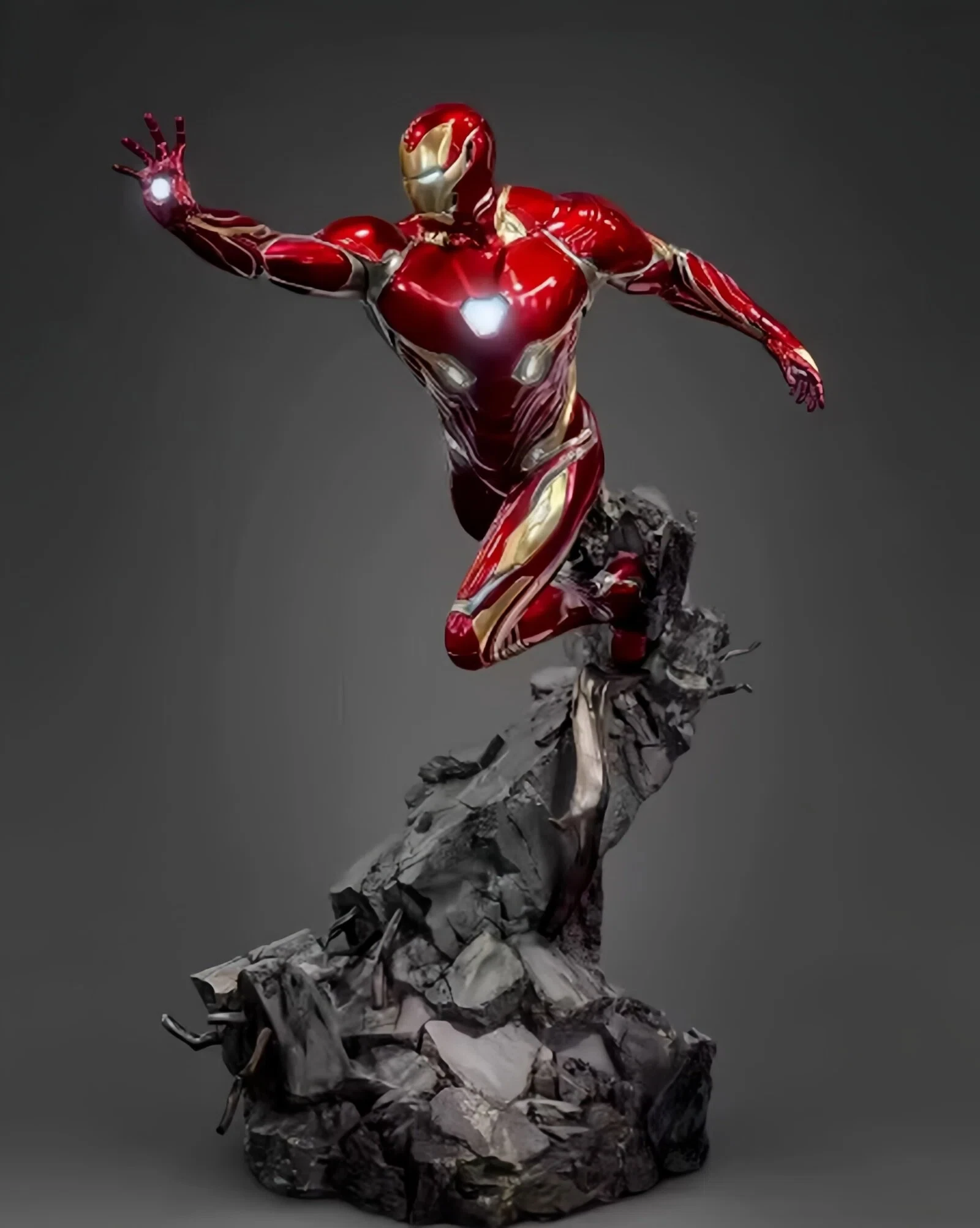 

New 62cm Iron Man Mk50 Full Body Image With Glowing Arms Detachable Action Figure Desktop Ornament Fans Festival Gift