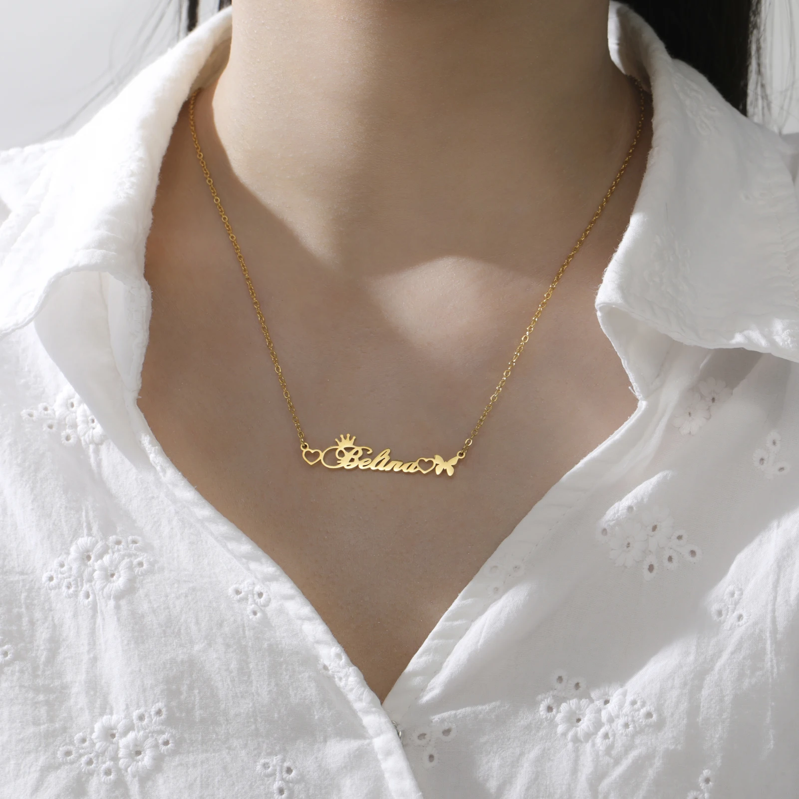

Kkjoy Custom Butterfly Love Name Necklace Lively Butterflies Sweet Hearts Surrounding Names Gift Convey Affection Give Friends
