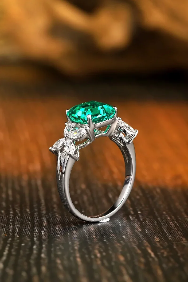 

Ruif Light Luxury Classical Design 925 Silver 2.09ct Lab Grown Emerald for Women Female Engagement Wedding Party Jewelry