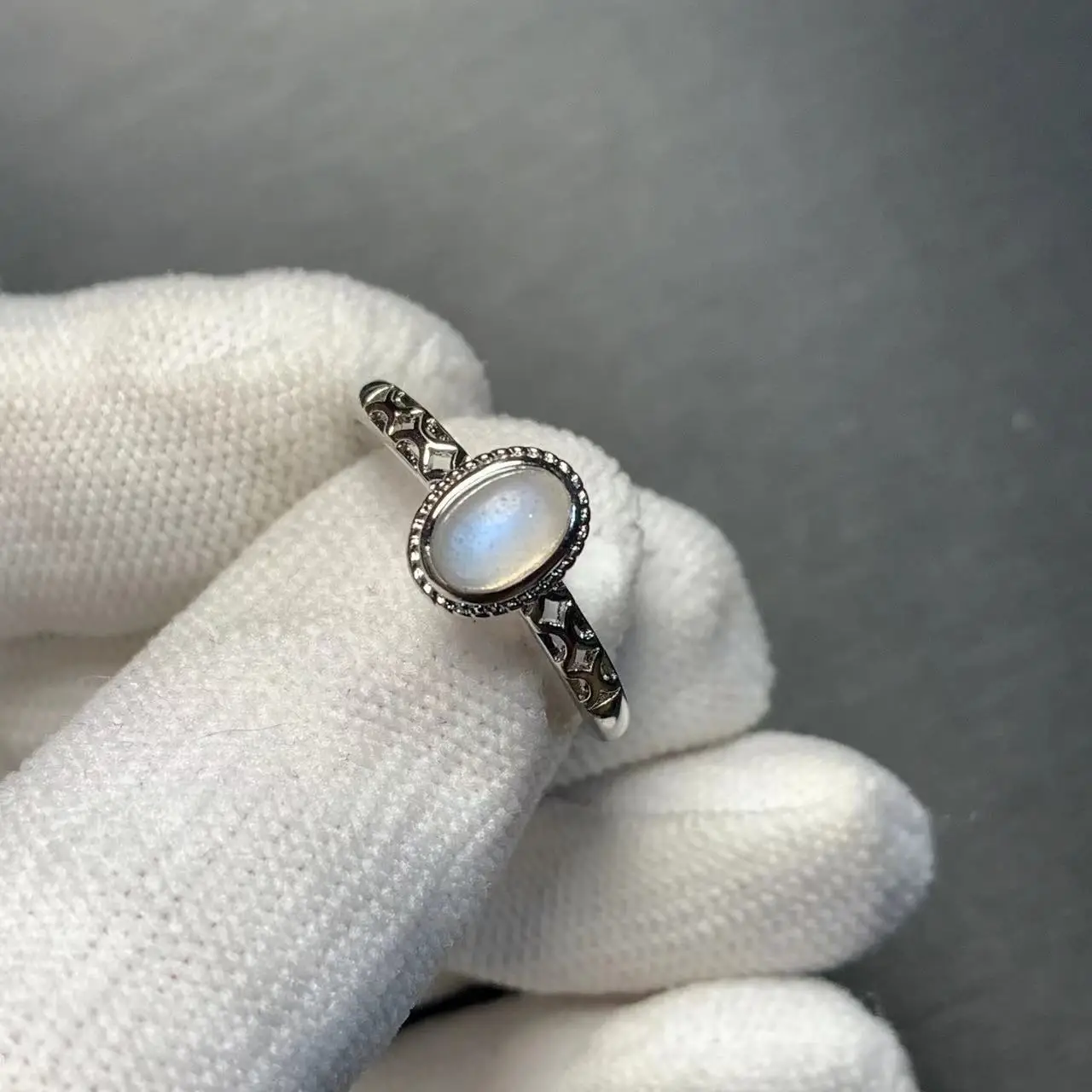 6MM Natural BLUE Moonstone Ring Adjustable Female Oval  light ring Jewelry for Women Gift Wholesale High Quality Vintage Fine