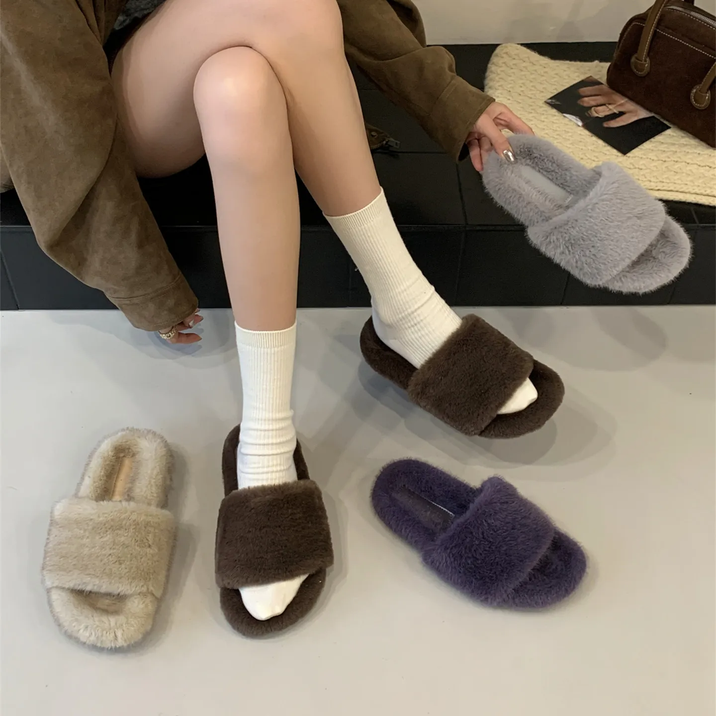 

Bailamos Brand Winter Women Fur Slippers Women House Non-slip Slippers Casual Flat Floor Shoes Ladies Furry Flip Flops Warm Shoe