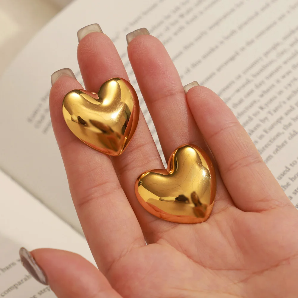 eye-catcher Heart Love Cute Earrings Luxury Ear Stud for Women Vintage Stainless Steel Waterproof Fashion Jewelry Gift image 5