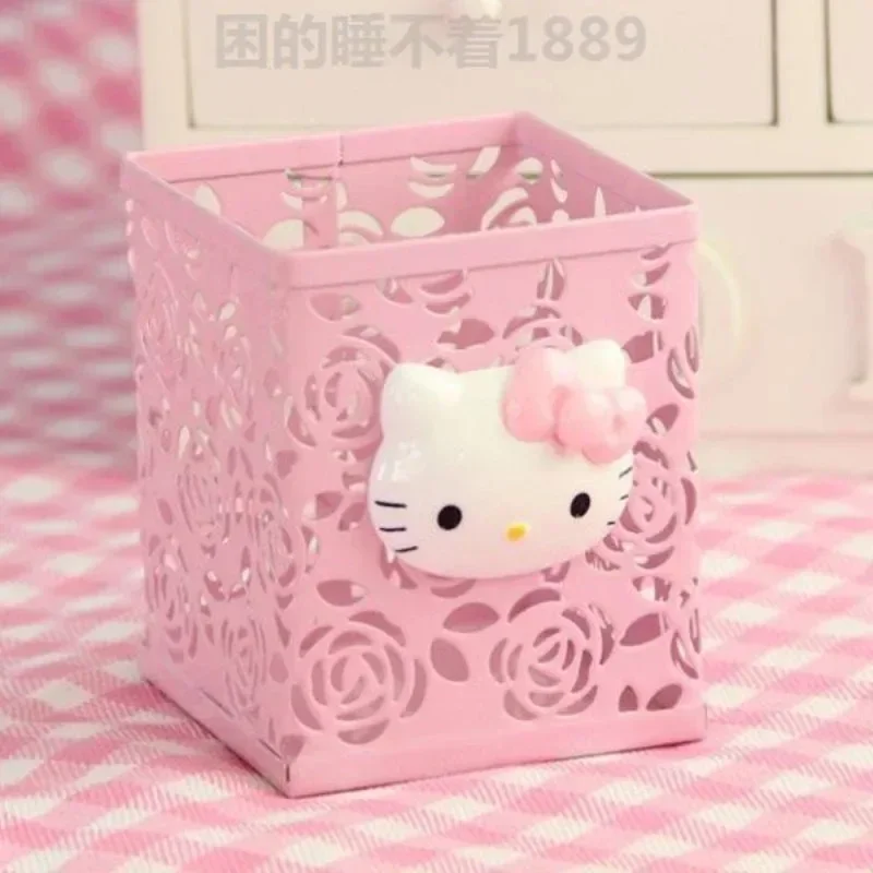 Hello Kitty Sanrio Animação Peripheral Pen Holder, Creative Kawaii Desktop Storage Box, Enfeites Periféricos Infantis, Atacado