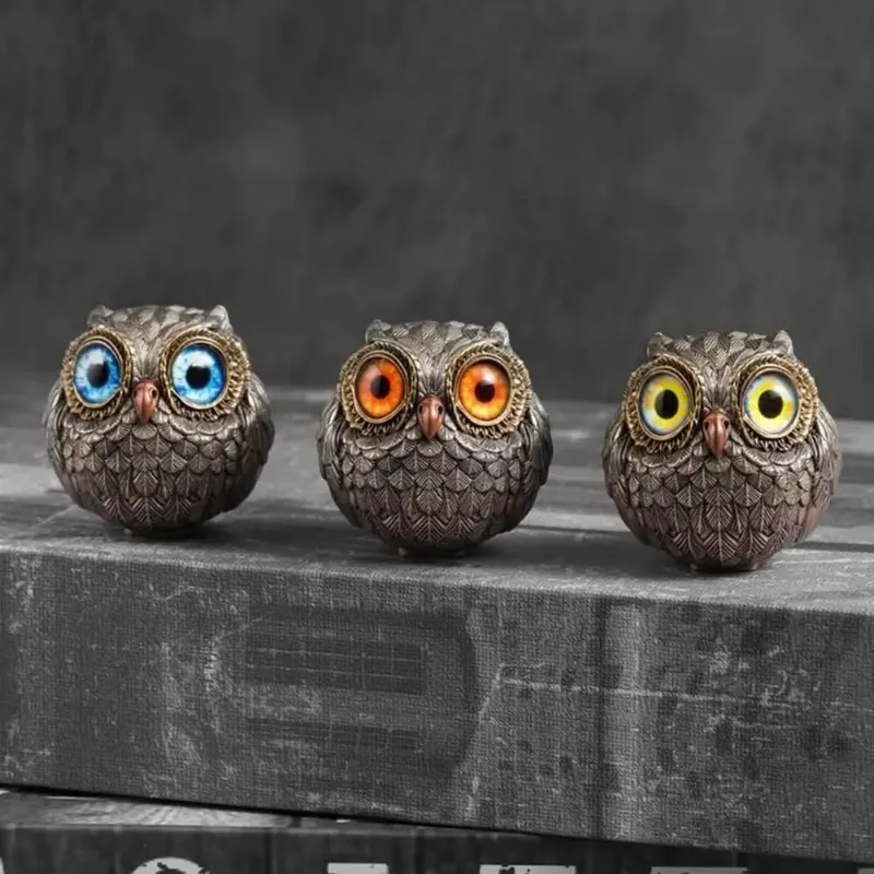 

Lucky Owl Guardian Cartoon Owl Statue Ornaments Christmas Ornaments Realistic Animal Statues Mini Energy Lucky Decor