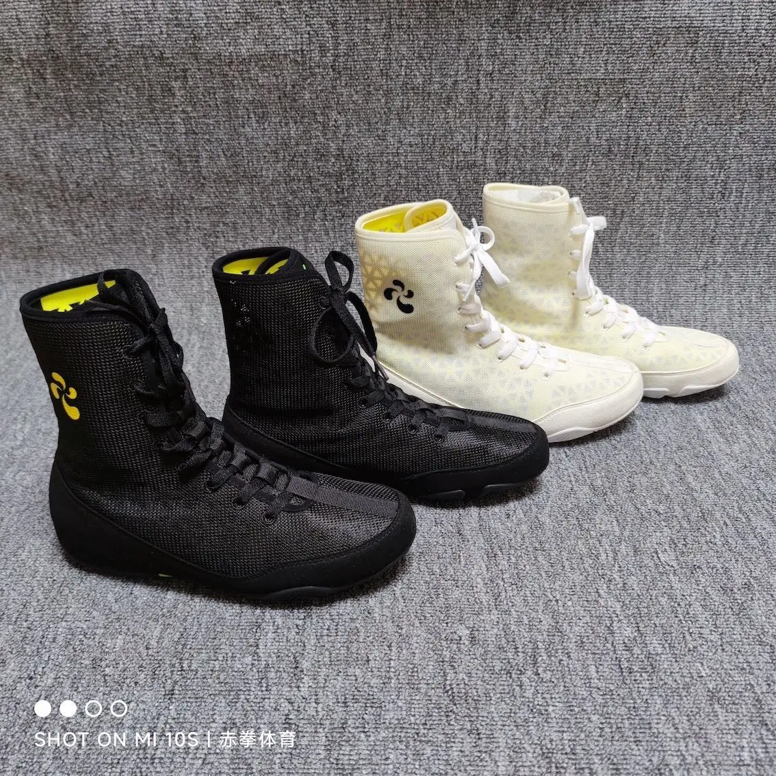 

Mens Breathable Fighting Shoes Mens Designer Gym Training Shoes Men's Wrestling Boots Boxing Shoes Anti-slip and Wear-resistant