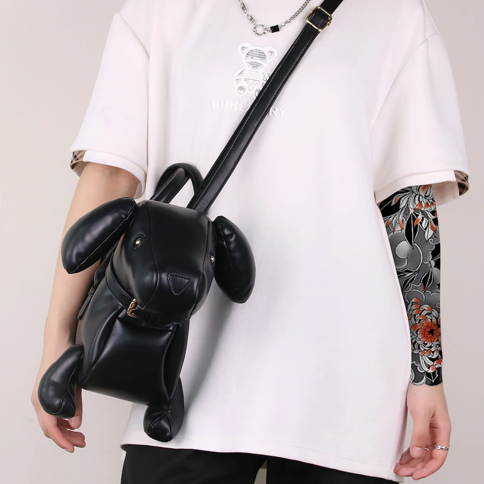 New Fashion Dog Shape Womens Handbag Novelty Animal Shaped Tote Bag Cute Dachshund Style Shoulder Crossbody Bag For Daily Party