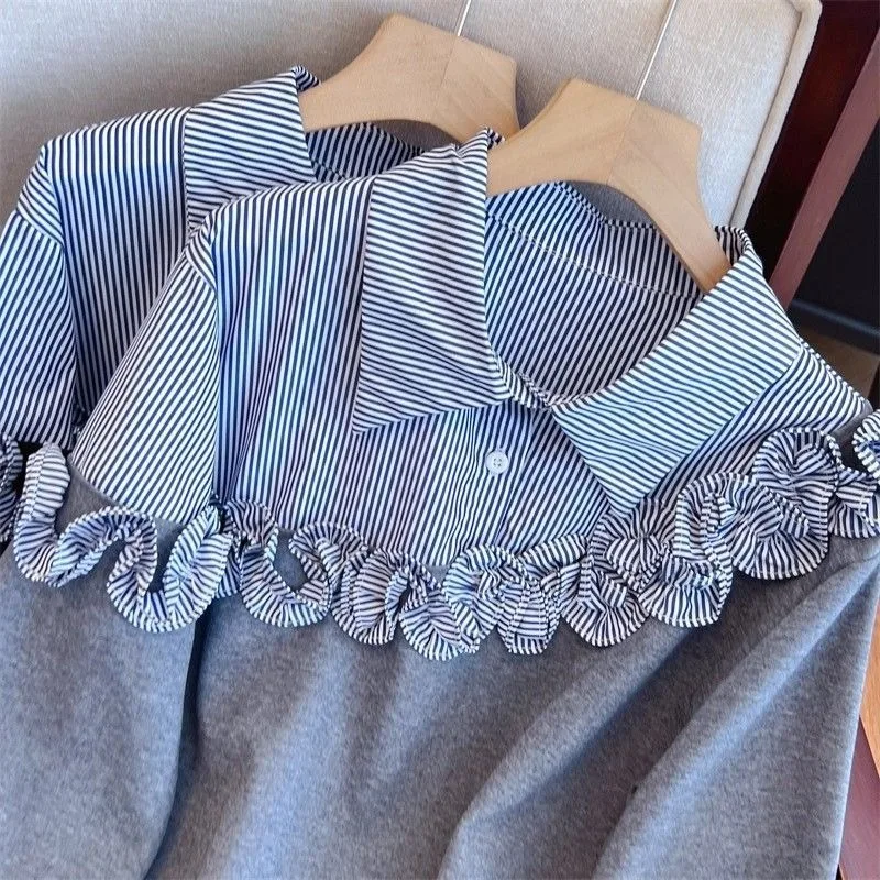 

Spring Striped Shirt Stitching Fake Two-piece Sweater Bottoming Shirt Female Design Sense Three-dimensional Flower Blouse Women