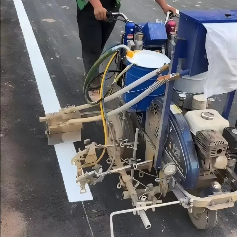 5.5HP Hydraulic Cold Spray Road Marking Machine With Glass Beads Dispenser For Water Based Paint