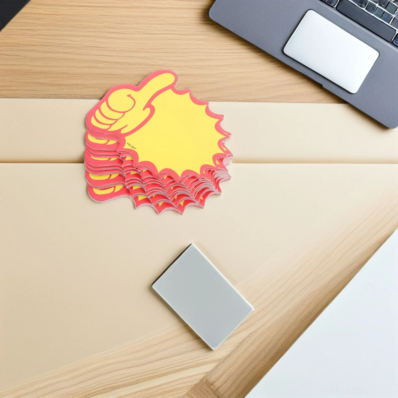 200 Stück fluoreszierende Preisschilder, selbstklebende, wasserfeste Verkaufsetiketten zum Einzelhandelsprechen