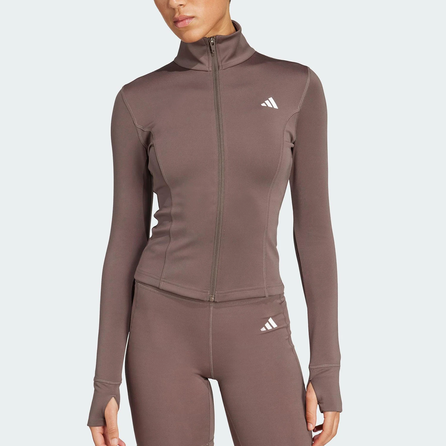 

Оригинальная женская спортивная облегающая куртка Adidas с полувысоким воротником JY2802