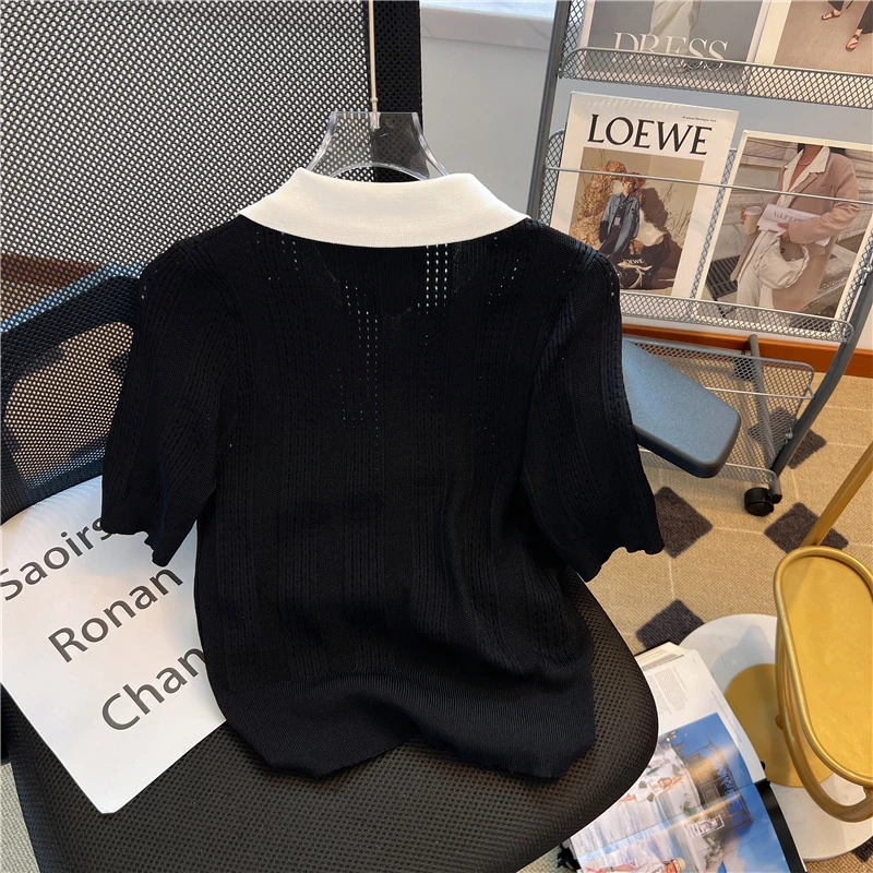 Coreano gelo seda malha camisola camisetas femininas topos 2025 verão manga curta oco para fora moda solta elegante senhoras malhas