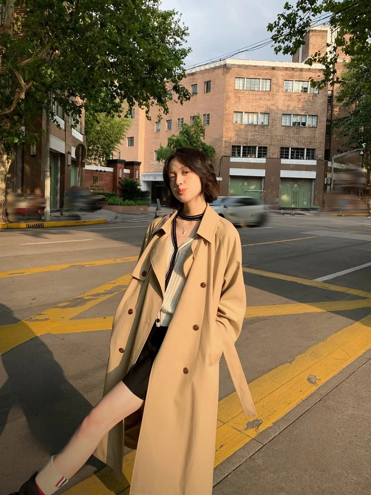 

Классическое длинное хлопковое пальто-ветровка London Rain Night Sweet Sle с двубортным воротником для женщин