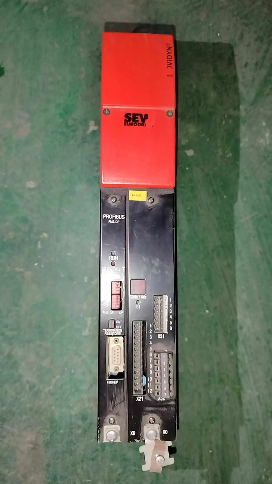 

MAS51A005-503-50 Инвертор для SEW MAS51A005-503-50