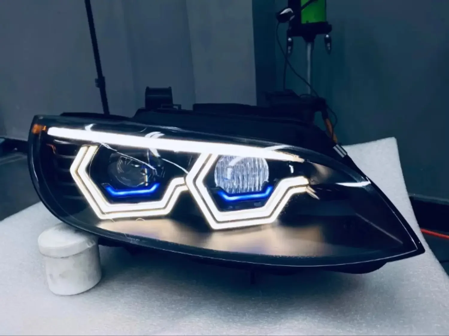 

LED Headlight For BMW E92 OSS Front Headlamp Daytime Running DRL Low High Beam Turn signal