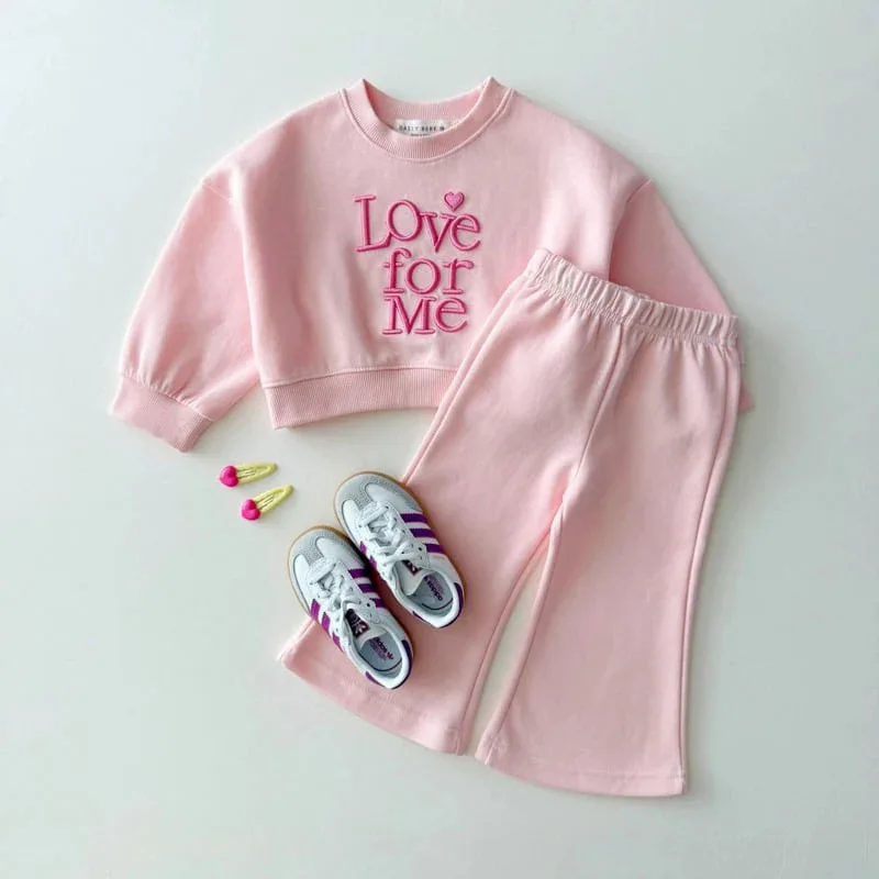 Women's bell-bottom pants set，Little girl's embroidered long-sleeve sweatshirt，Fashionable Spring and Autumn Two-Piece Set