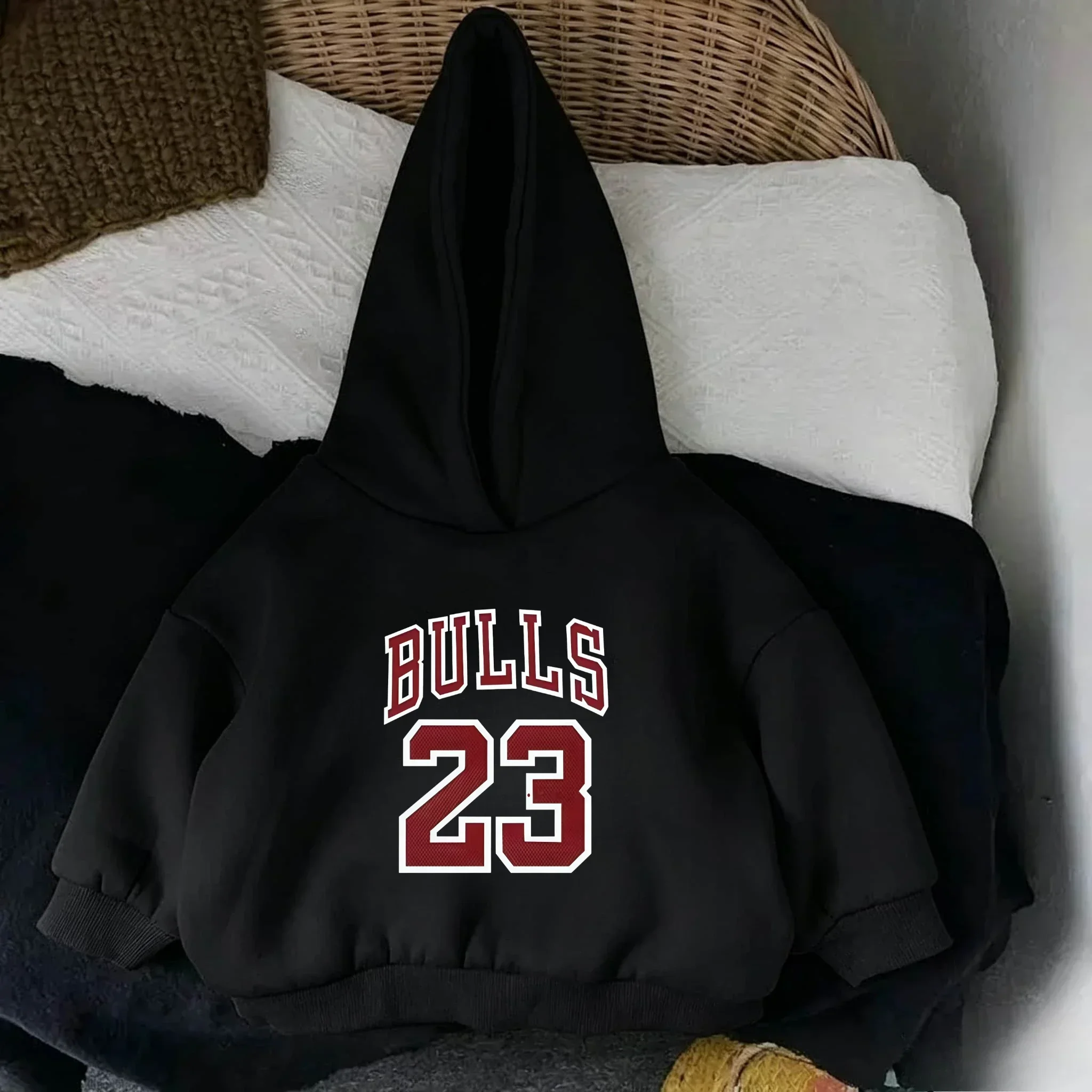2026 New autumn/winter casual long-sleeved hoodie, Korean style, suitable for both boys and girls, trendy letter print.