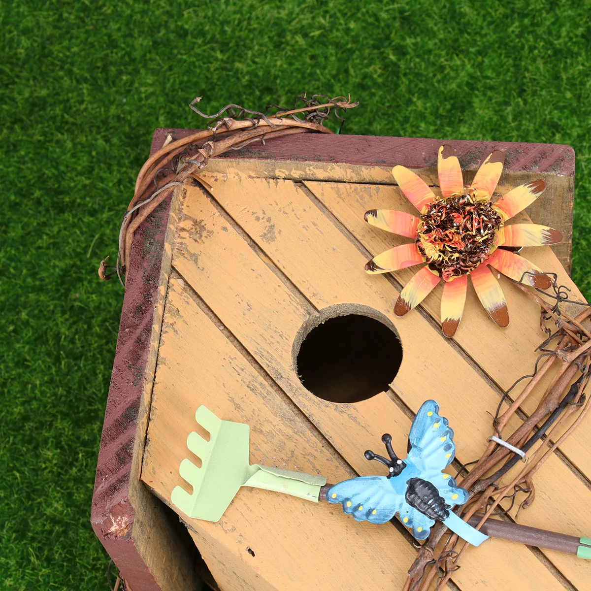 

Wooden Bird House Decoration Rural Hanging Pendant Outdoor naments Adornment Country Unique Durable Practical Christmas Gift
