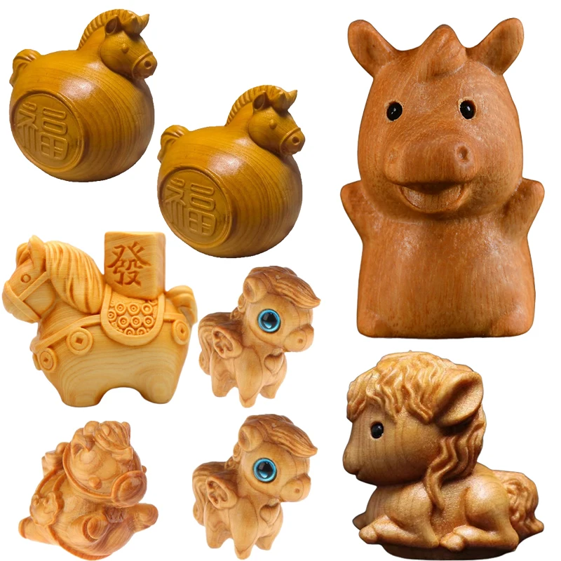 1/2Pcs Mini Wood Carving Horse Figurine Lucky Wealth Sculpture Cute Animal Feng Shui Ornaments Home Office Decor New Year Gift