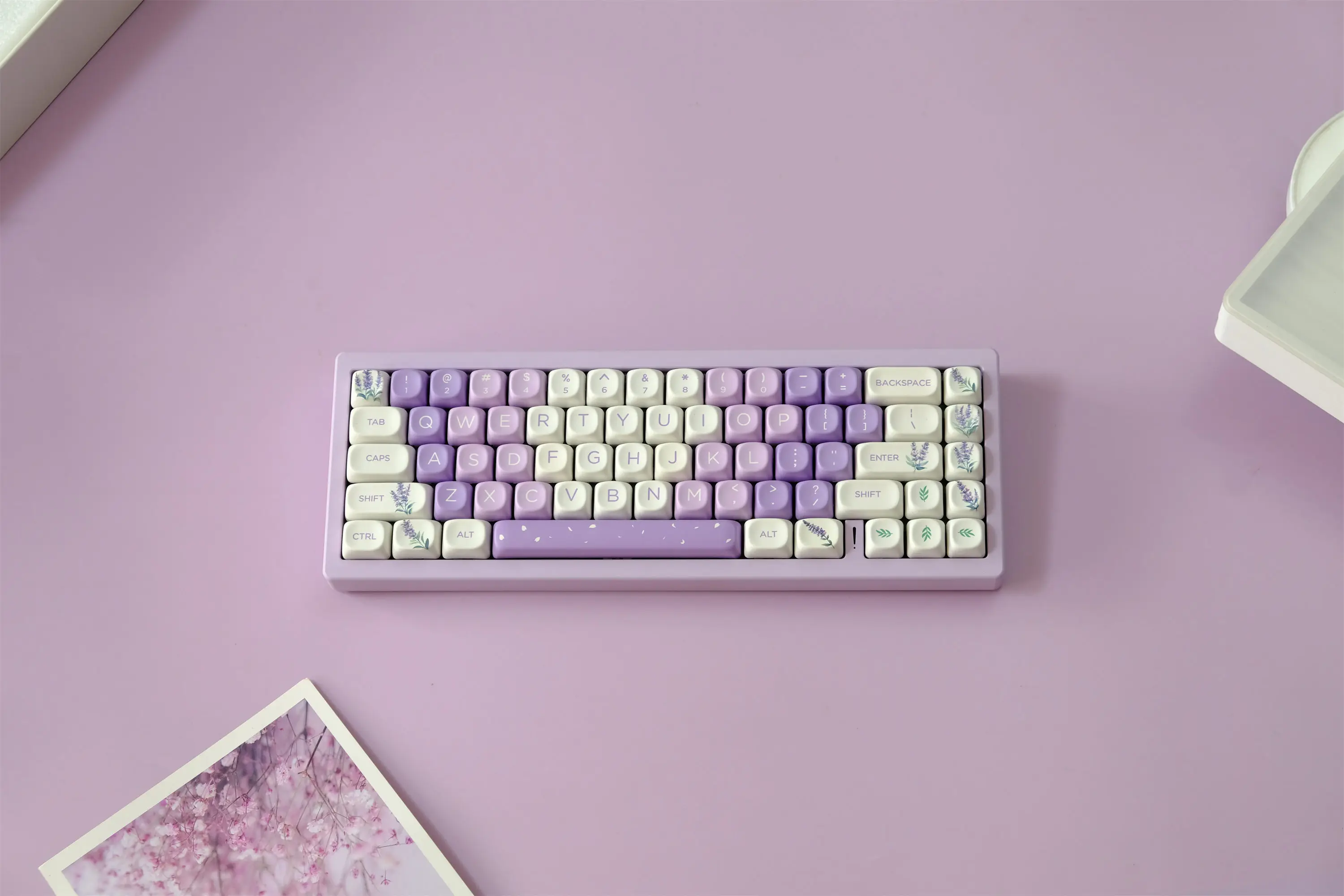 

Lavender Keycap 132 Keys PBT Material Keycaps MOA XOA Profile DYE-SUB Customized Keycaps For MX Switch Mechanical Keyboard