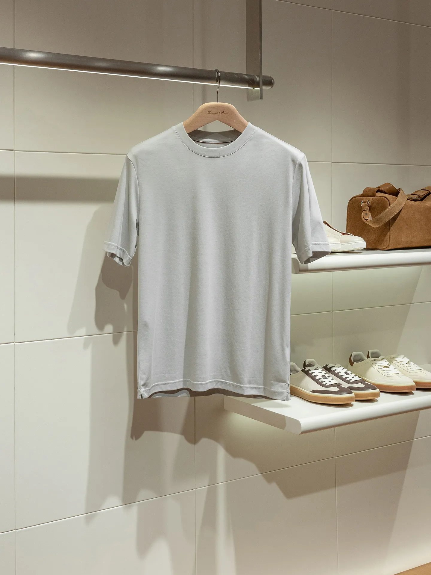 Summer 36-pin round machine cloth 200g high-density men's white cotton short-sleeved crew neck T-shirt