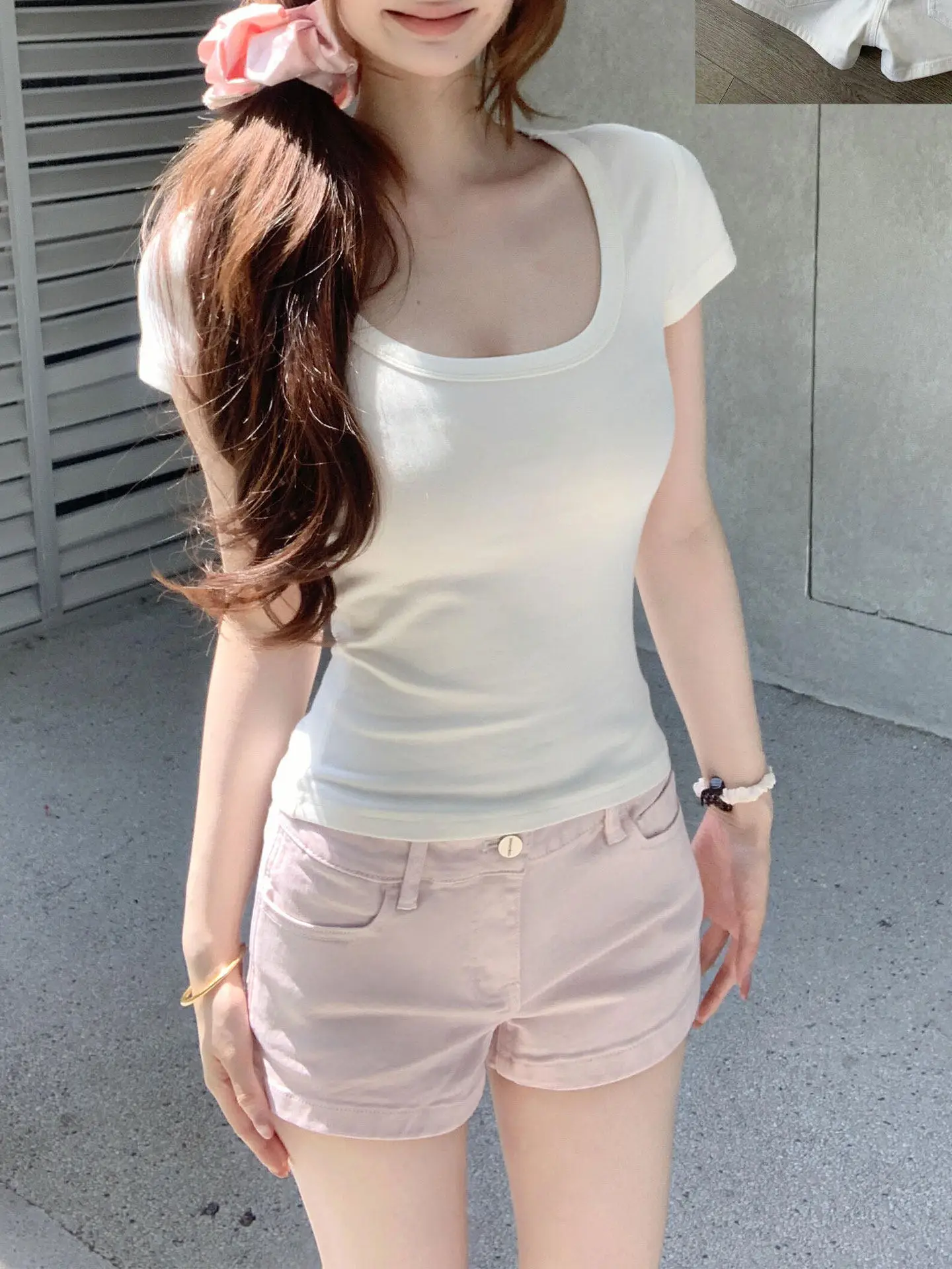 

Sexy High Waist Denim Shorts Women's Summer Super Short Pants Cotton Stretch Fabric Embroidered Floral Butt Lifting Casual Wear