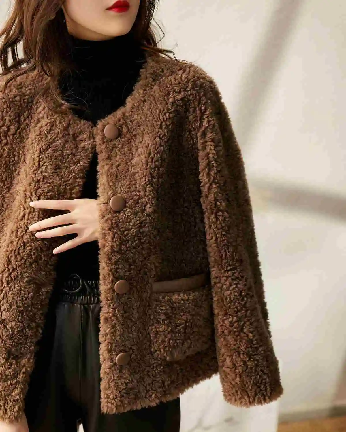 Women Autumn Winter New Outerwear Warm Particle Plush Short Jacket Fur Integrated Lamb Wool Trend Coats