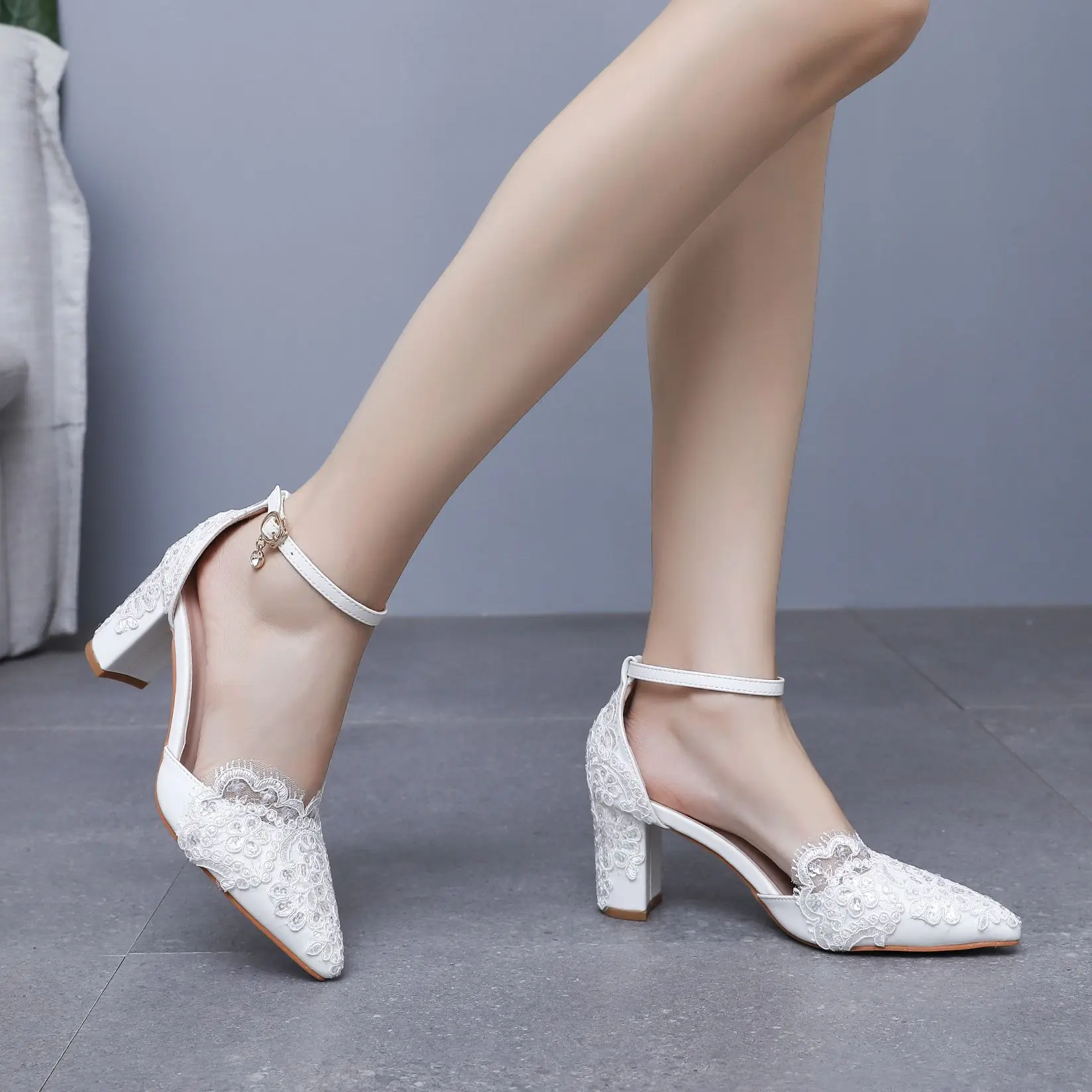 Women Flower Sandals Pointed Toe Pumps Dress Party Square High Heels White Lace Sequin Weding Shoes
