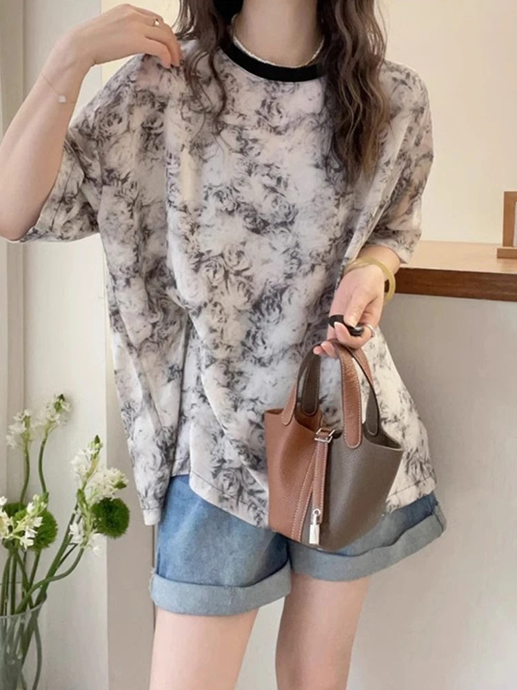 Efekt wyszczuplający, czysta bawełna, luźny krój, T-shirt, letnia moda, nadruk wodny, bazowy T-shirt damski z okrągłym dekoltem.