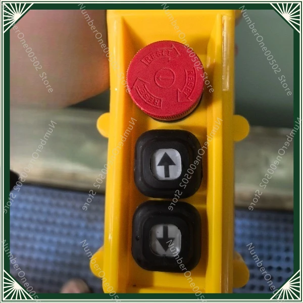 CLD-71H/HS Two-speed Rainproof Crane Handle Driving Button Switch with Emergency Stop