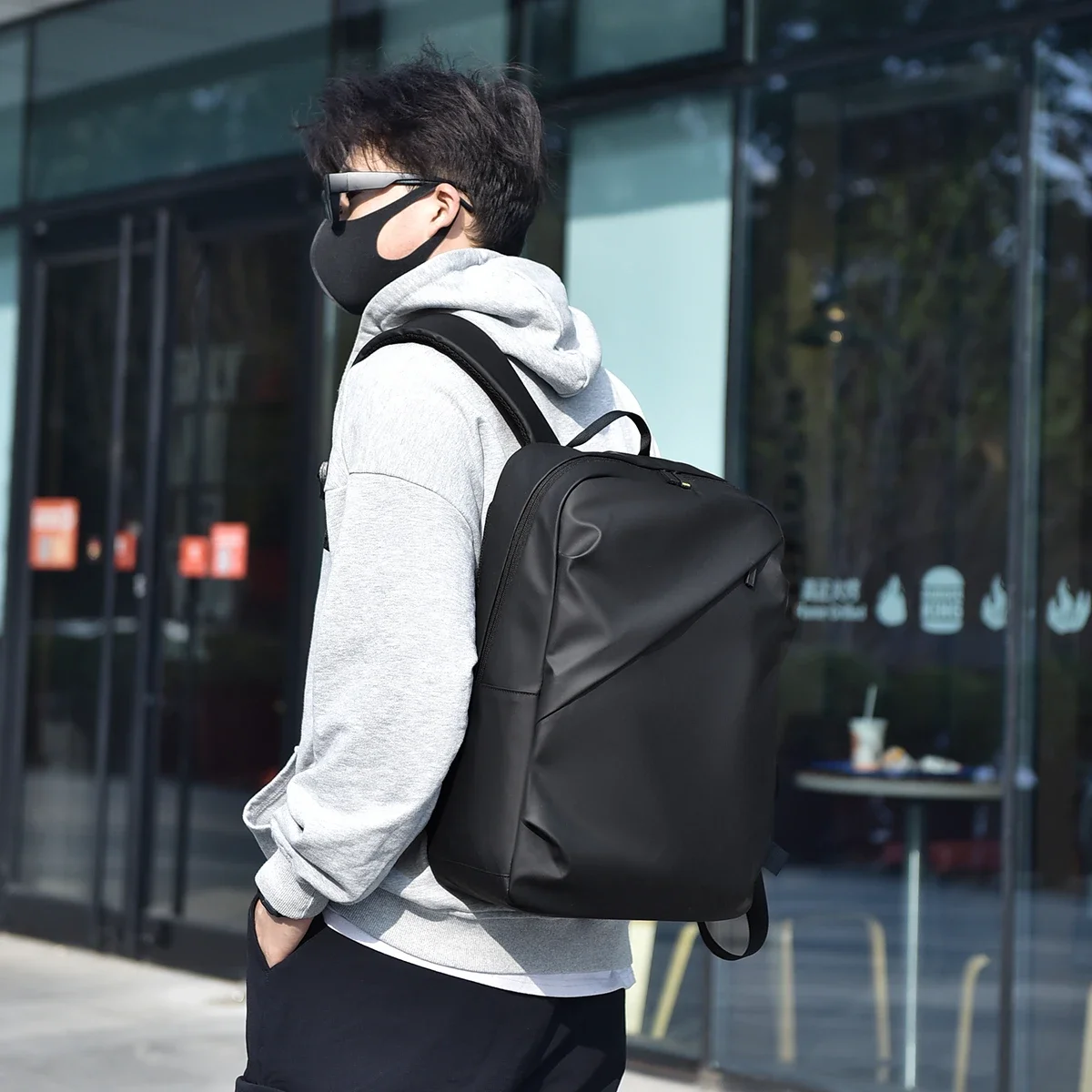 Fashionable Style Men Travel Popular Leisure Boys Bags For Work Waterproof Business Backpacks Daily Handbags With Large Pockets