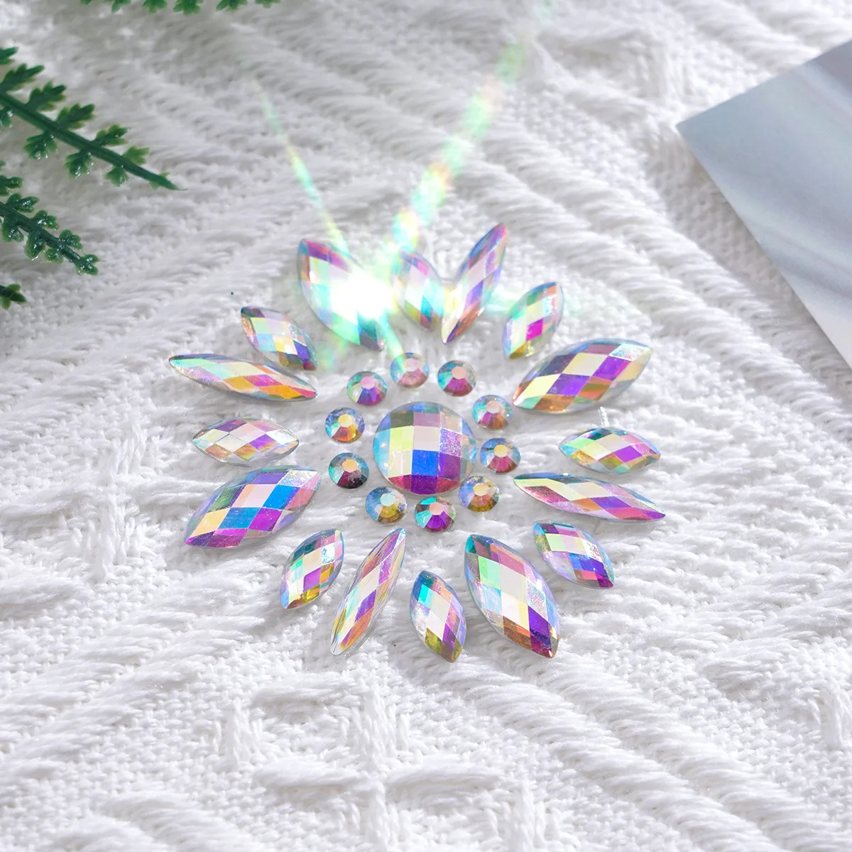 مهرجان الوجه جواهر حجر الراين ملصقات الهذيان حزب ماكياج العين الجسم الأحجار الكريمة الكريستال الوشم الذاتي لاصق الاكريليك النساء الملحقات