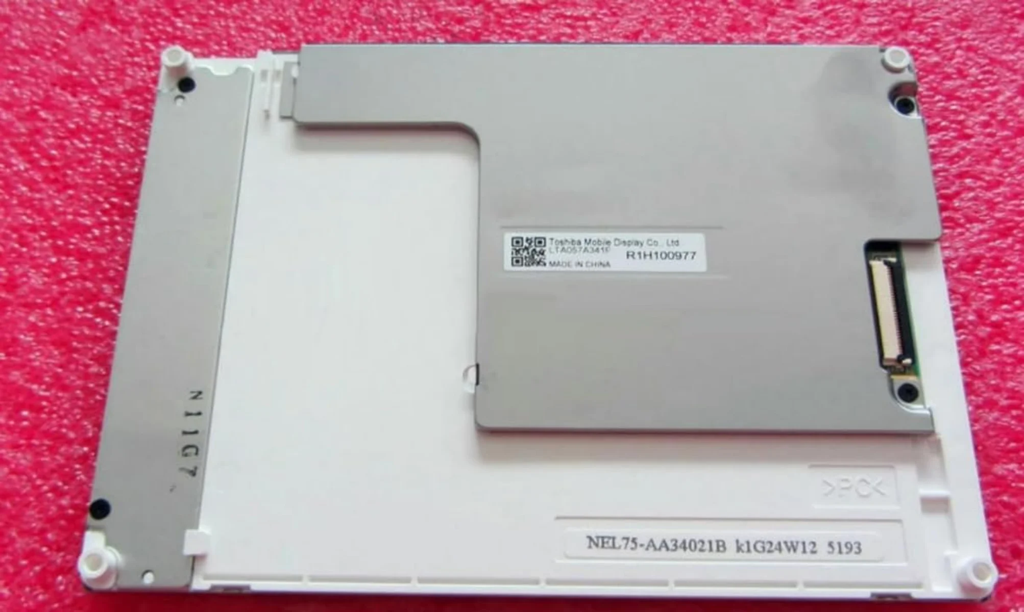 Panel Tampilan Layar LCD LTA057A341F