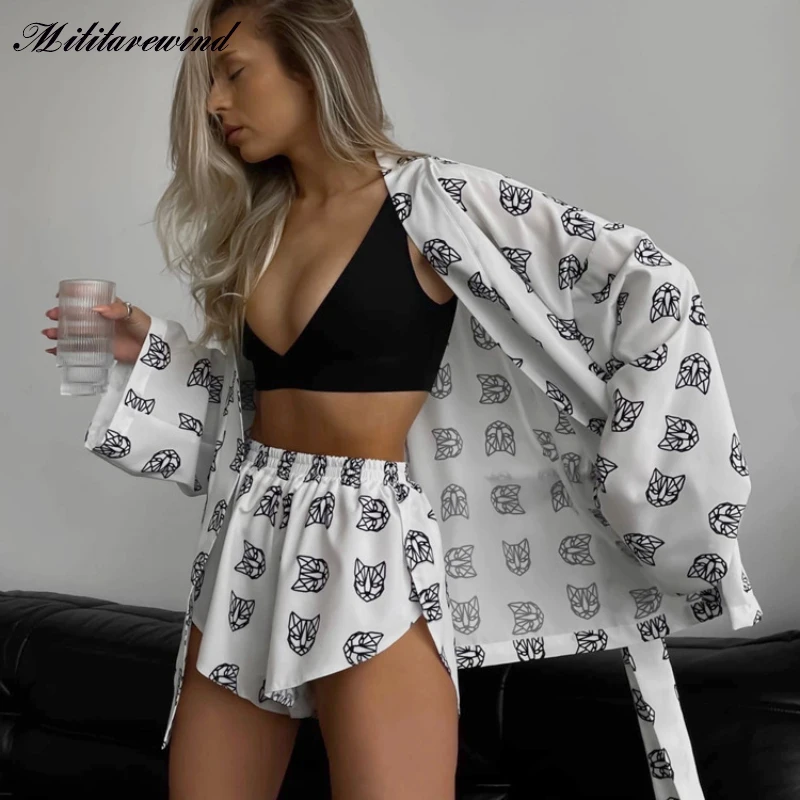 Chándal informal con estampado de letras para mujer, conjunto de dos piezas de algodón y lino, camisa, Top, pantalones cortos para vacaciones,