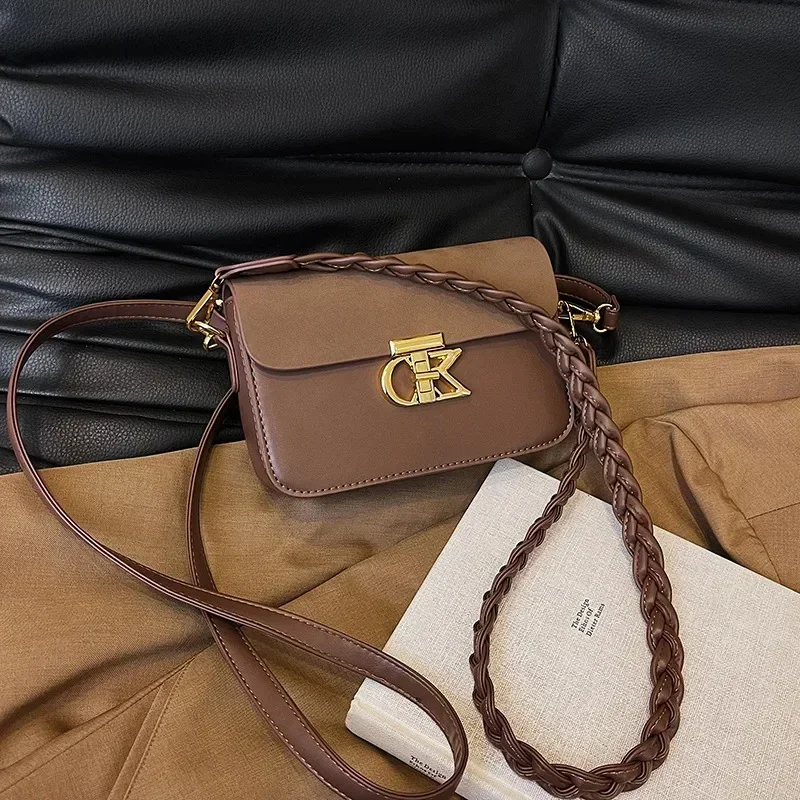 

2025 Artisanal Shoulder Bag Women Convertible Crossbody Pebbled Leather Haute Multi-Scene Everyday Essentials Effortlessly Chic